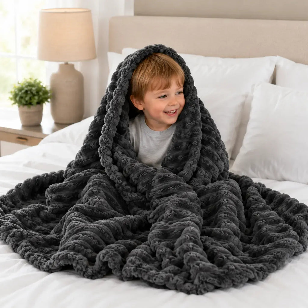 Ultra-Soft Blanket Modern Luxury Living Room Sofa Throw Winter Warmth Thickened Leisure Blanket,Holiday Haul