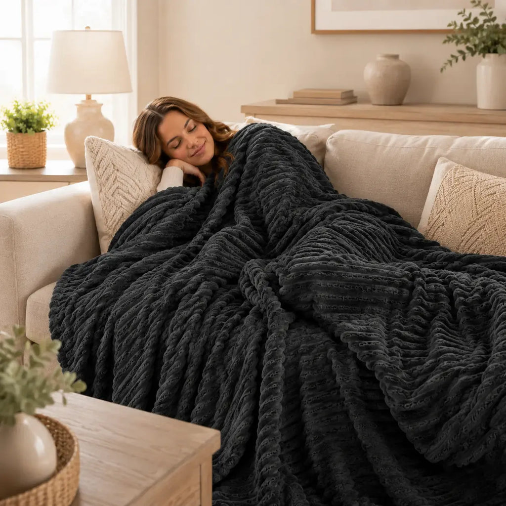 Ultra-Soft Blanket Modern Luxury Living Room Sofa Throw Winter Warmth Thickened Leisure Blanket,Holiday Haul